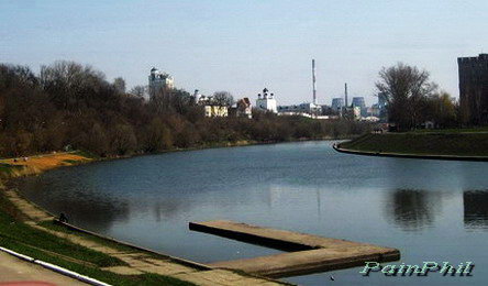 Река Ока, справа набережная Дубравинского, вдали Орловская ТЭЦ